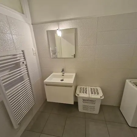 Lumineux Avec 3 Apartmán Florac